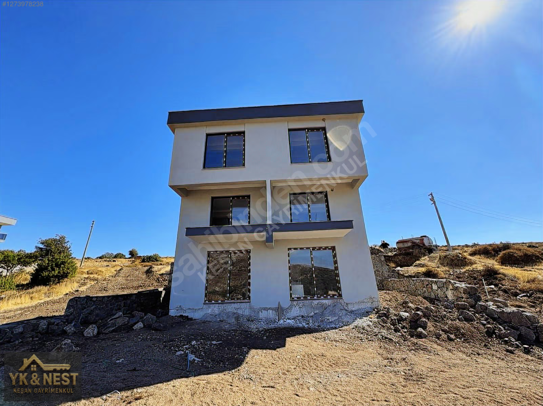 Dikili Çandarlı Yaylayurtta Full Deniz Manzaralı 4+1 İkiz Villa